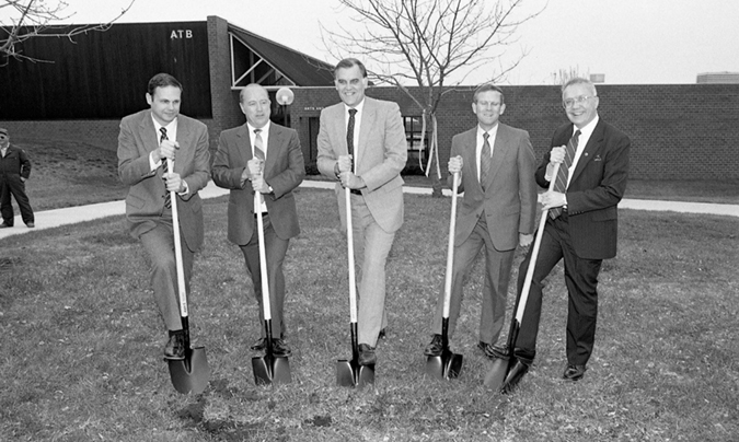 Leaders from BN and JCCC in a groundbreaking ceremony for the ITC building. Leaders from BN and JCCC in a groundbreaking ceremony for the ITC building.